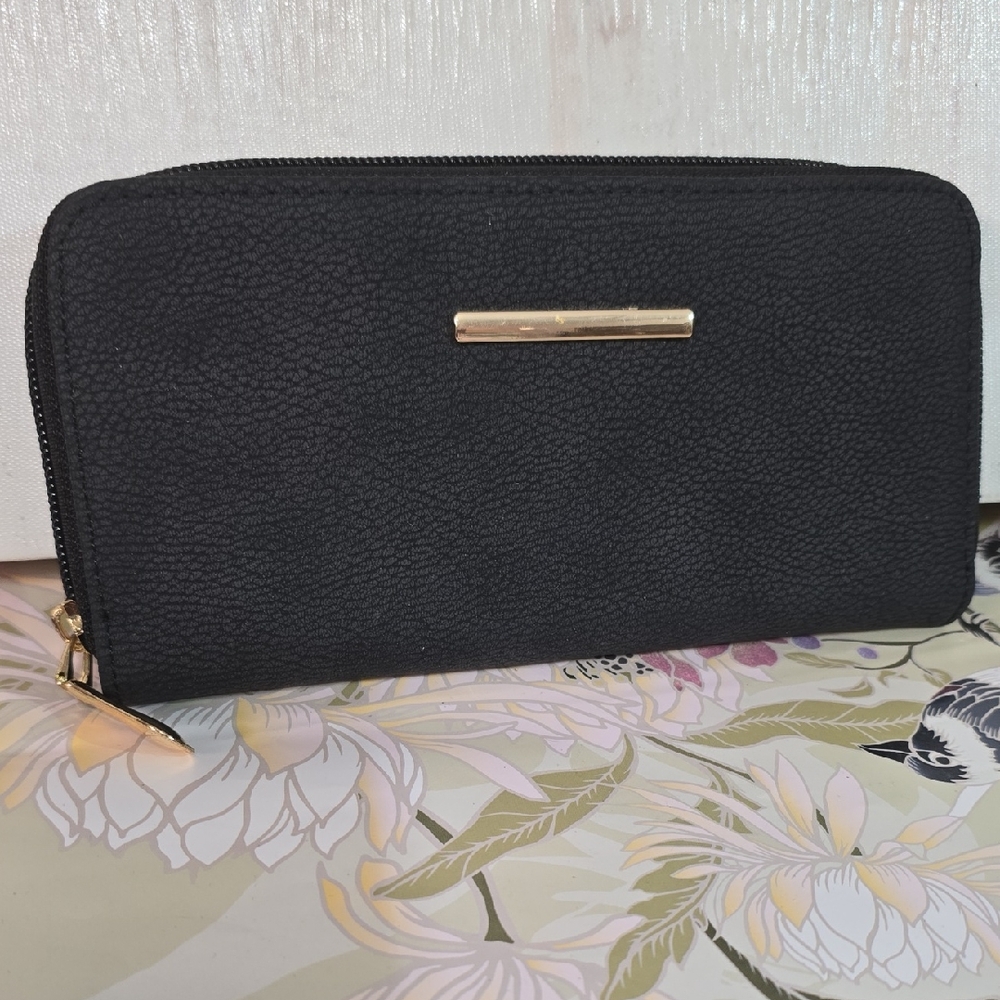 Elegant Black Women's Wallet